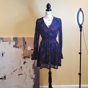 Navy lace long sleeve floral dress